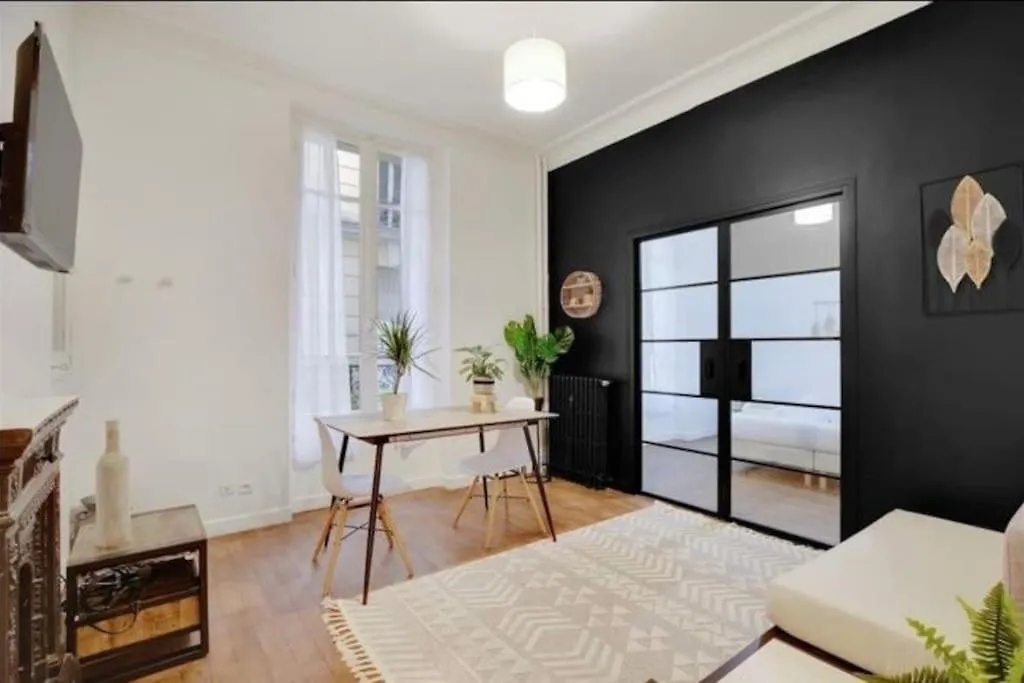 Apartment Magnifique 18 Paris
